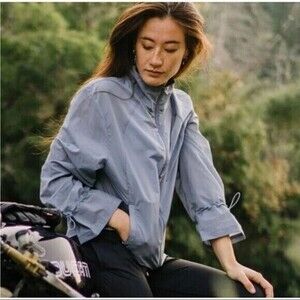 Zyia Active Gray Drawstrings Windbreaker